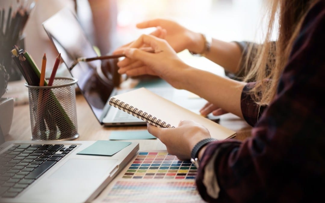 Steps to Building a Winning Remote Graphic Design Team