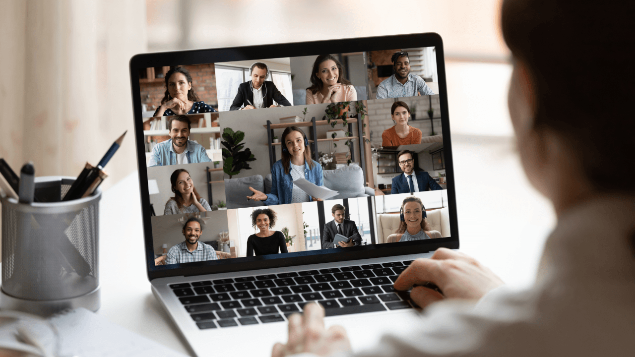 How to Successfully Manage Remote Outsourced Employees: Best Practices