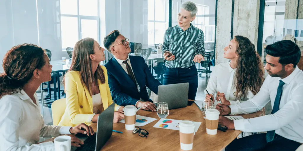 Smart Ways to Manage Outsourced Employees Effectively